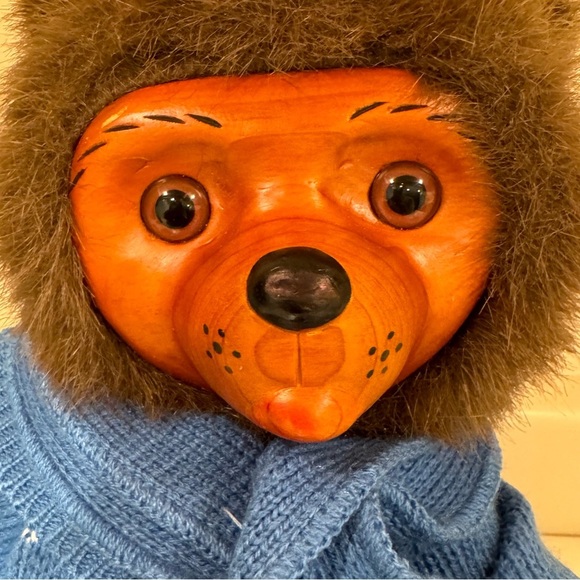 Vintage Robert Raikes Collectible Eric The Bear Wood Face And Feet - Picture 7 of 16